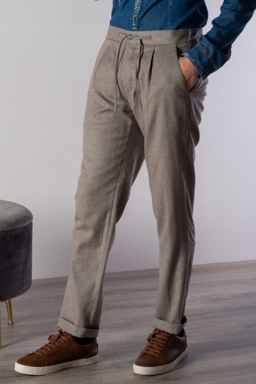 jogging trousers with drawsting